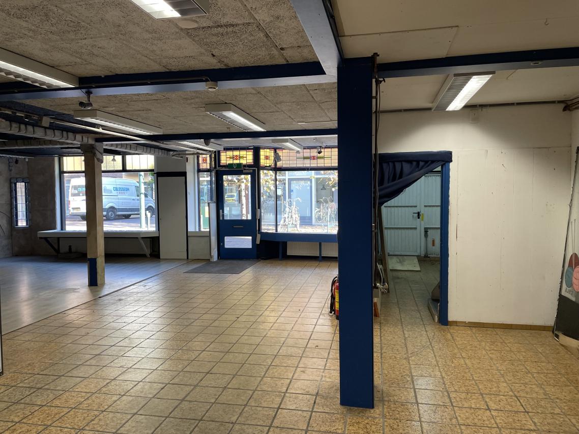 Multifunctionele Winkel-/Bedrijfsruimte Dorpsstraat